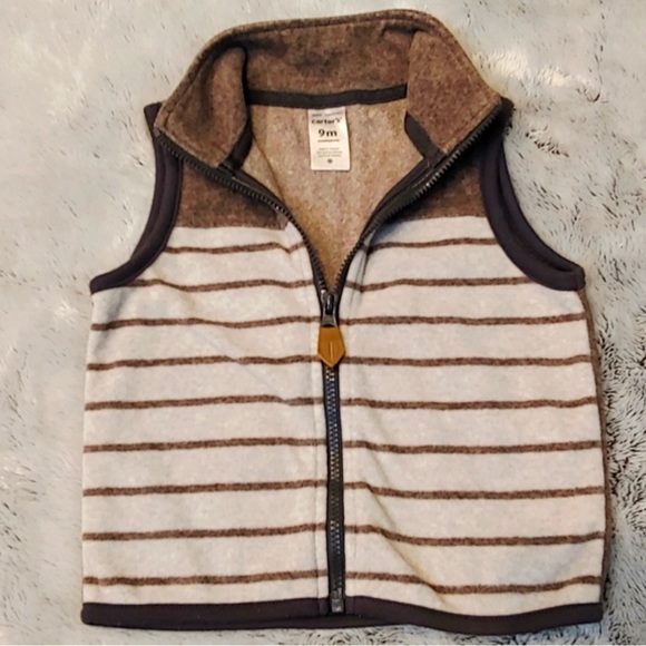 Carter’s Vest - Picture 2 of 3